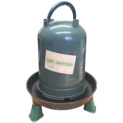 Abreuvoir Sur Pieds Plastique Recyclé 3 Litres Pour Basse Cour - Animallparadise